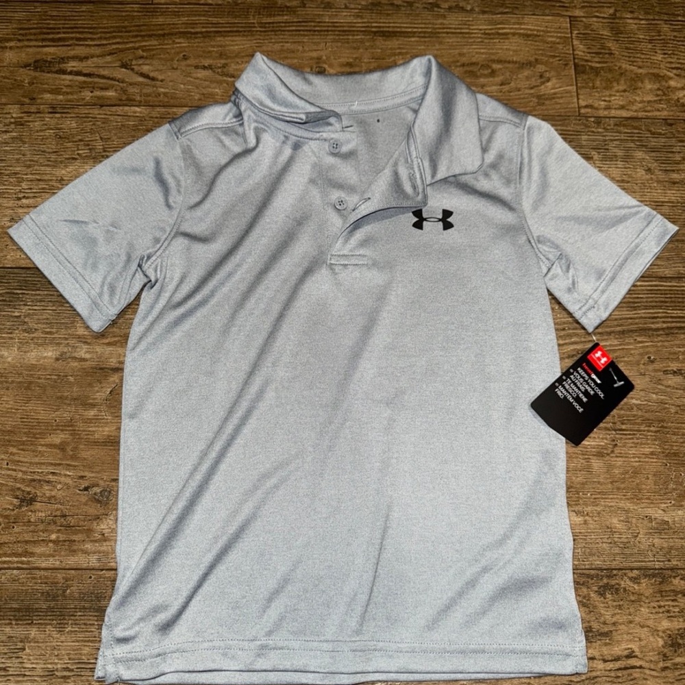 Boys Under Armour Dri-Fit short sleeve polo shirt - size 6 - NEW!